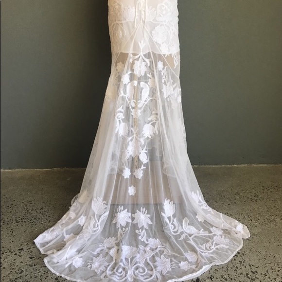 ASOS White Lace Wedding Dress - Picture 4 of 4